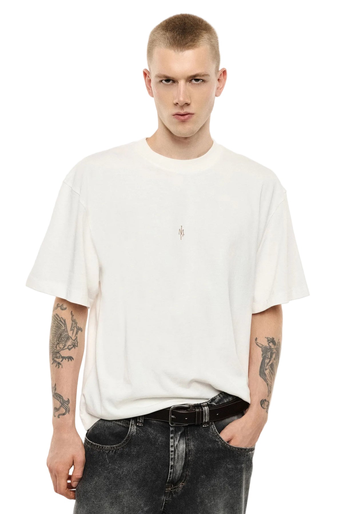 T-shirt bianca over con ricami