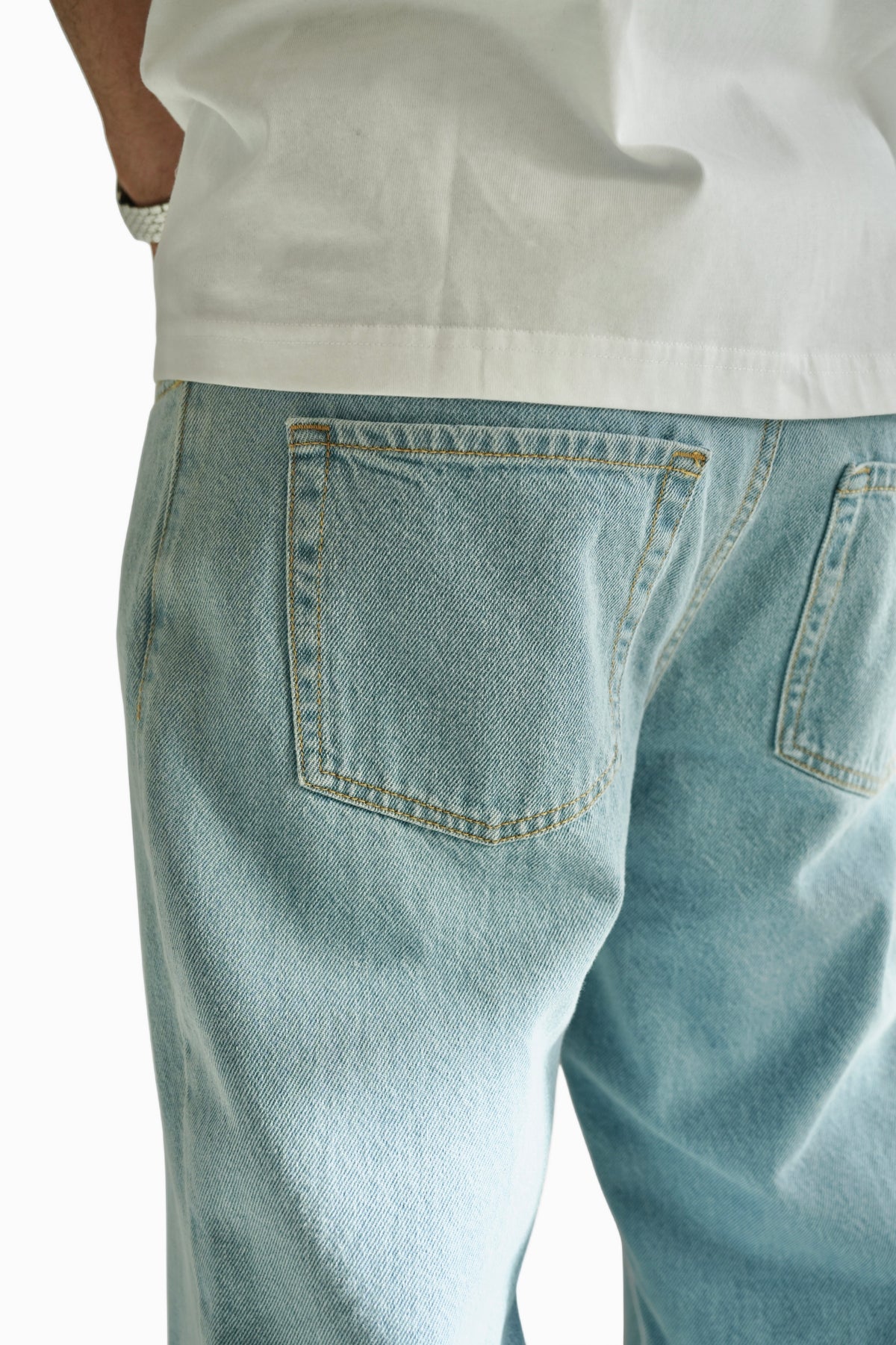 Jeans regular lavaggio chiaro