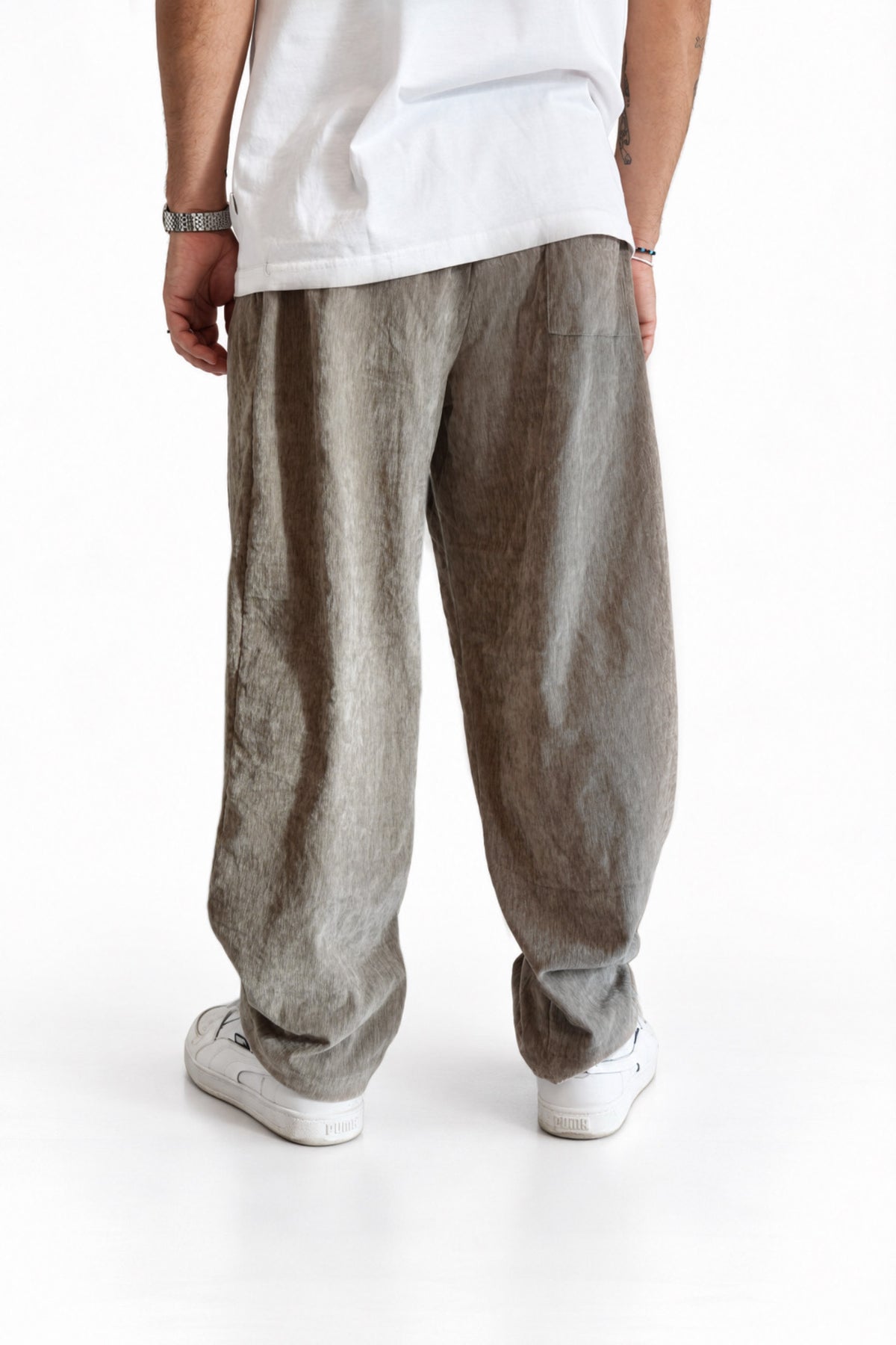 Pantalone tuta baggy velluto fango