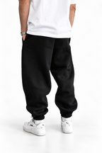 Pantalone nero tuta con fondo a elastico
